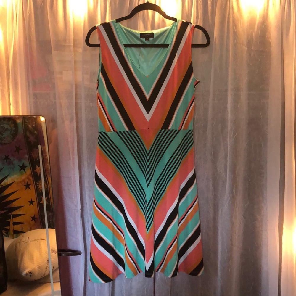 TAHARI Arthur S. Levine Dress